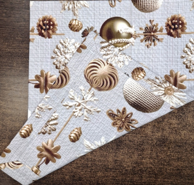 Салфетка декоративная с пропиткой 30*40см, Посудный ряд, декор Золотые шары, DUCK WELLAHOME